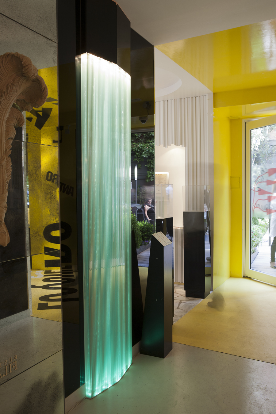 Vestíbulo por Gonzalo García en Casa Decor Madrid 2011