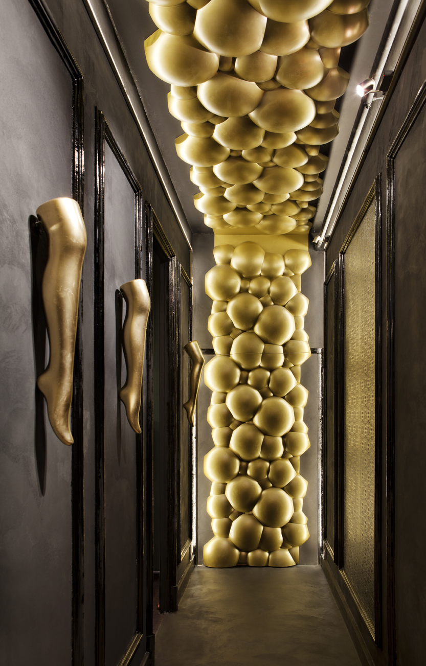 Cristina Barriga, pasillo, "La mina de oro" en Casa Decor 2012