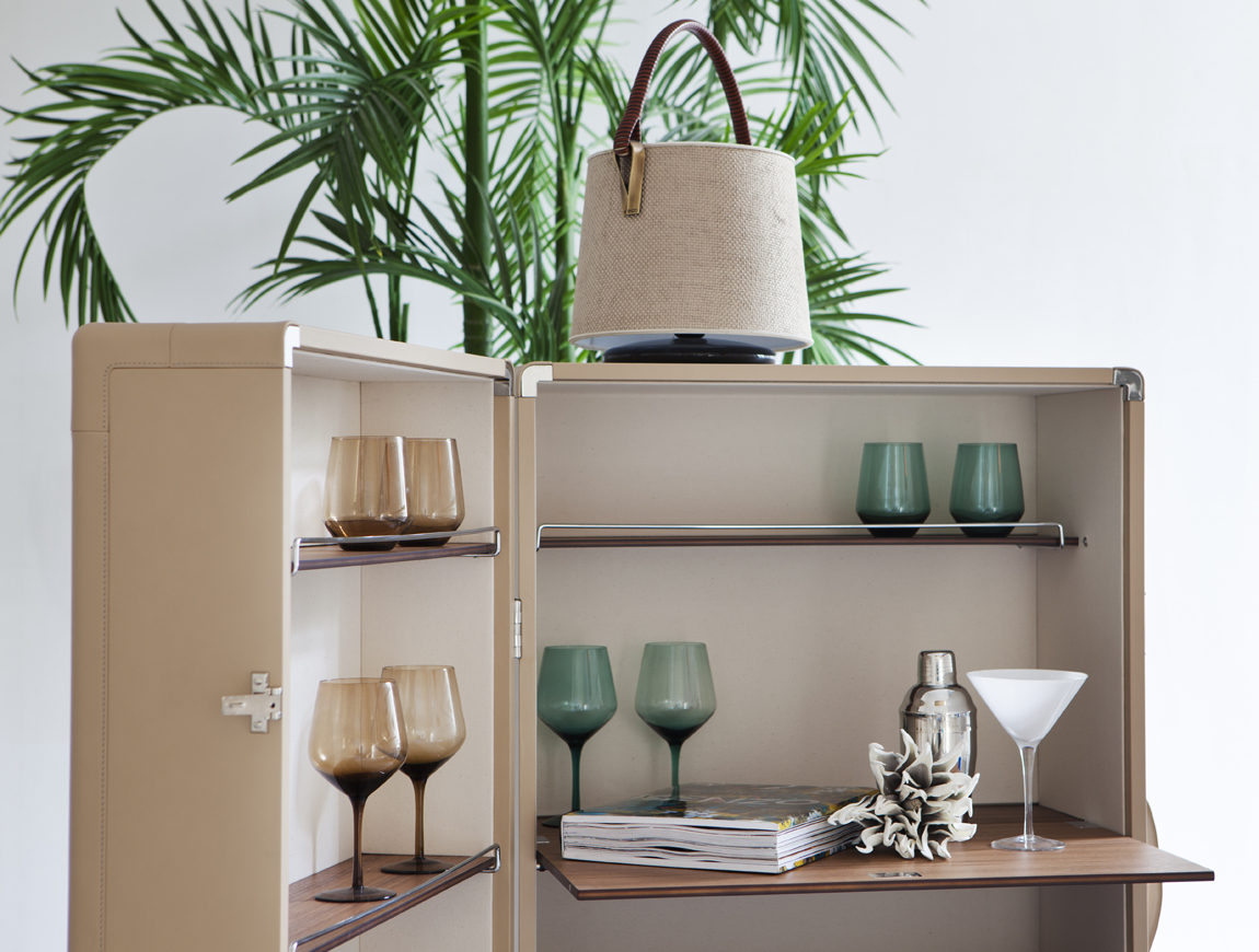 Silvia Trigueros y Celia Gómez, Dormitorio contemporáneo, "Master Suite" en Casa Decor 2012