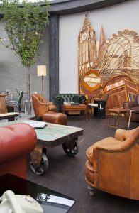 Restaurante de inspiración inglesa por Cuca García Lorente en Casa Decor 2013