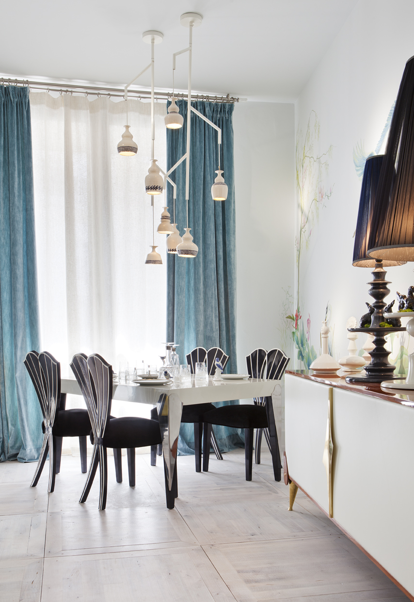 Salón con comedor por More & More Design en Casa Decor 2013
