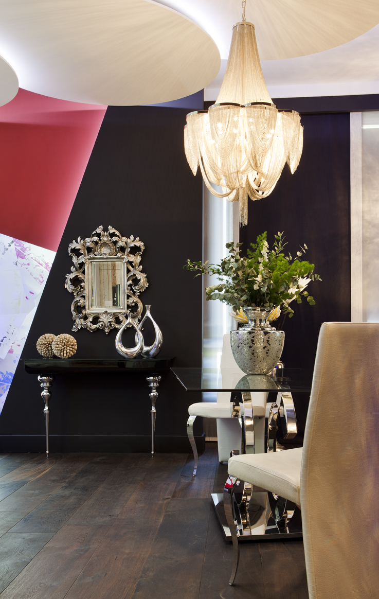 Salón con dos ambientes por Cabezuela & Asociados en Casa Decor 2013