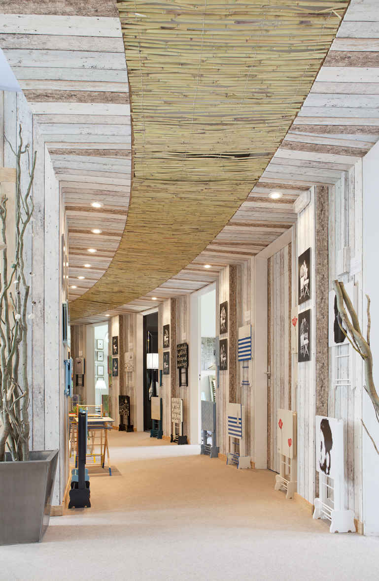 Exposición y venta de muebles y complementos de la Fundación Carmen Pardo-Valcarce
