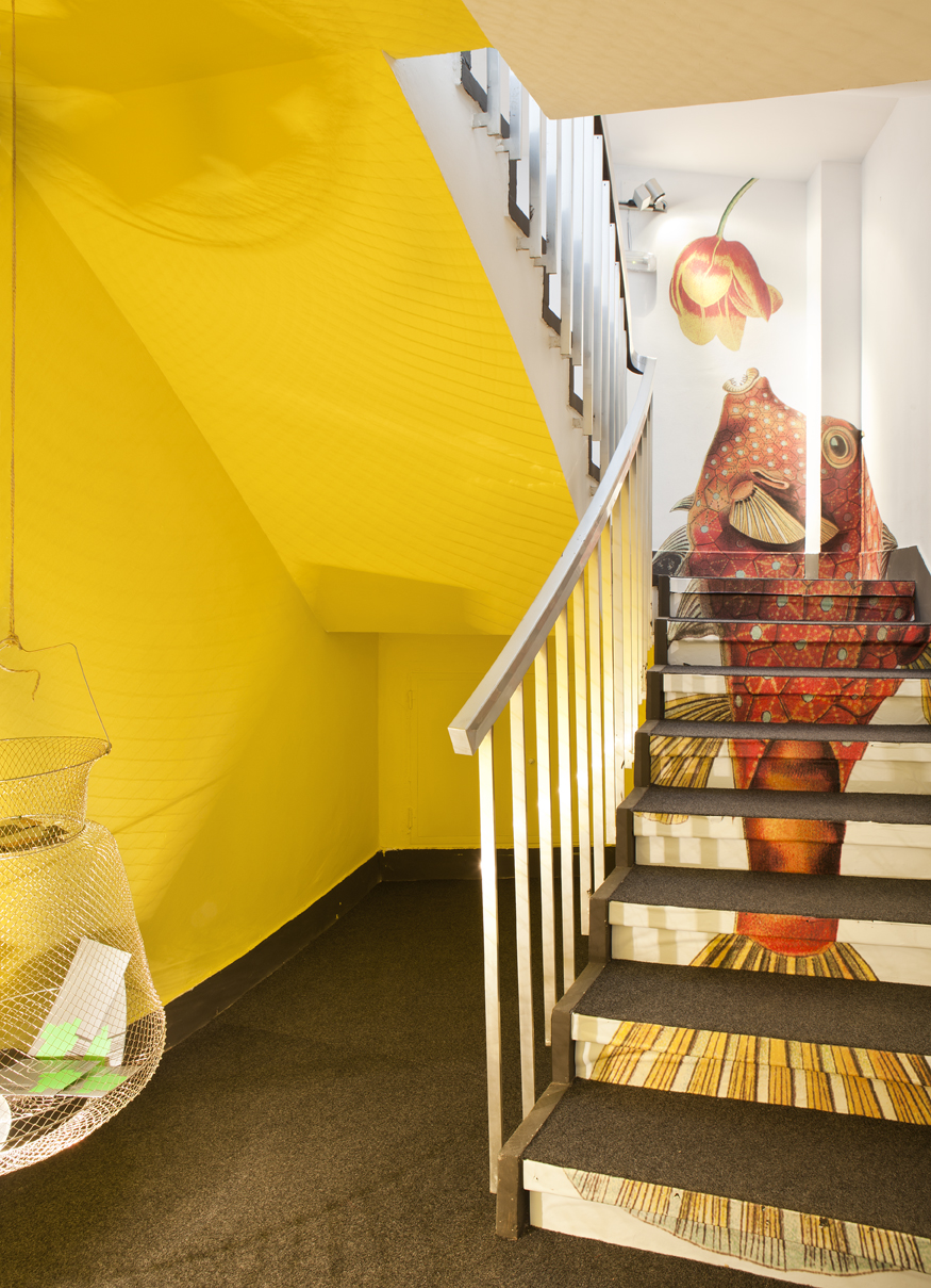 Escaleras decoradas por Juliana de Luca y Angelica Eriksson en Casa Decor 2013