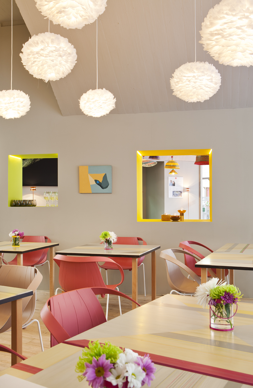 Restaurante lounge "Colourful" por el equipo de Ynot? en Casa Decor 2013