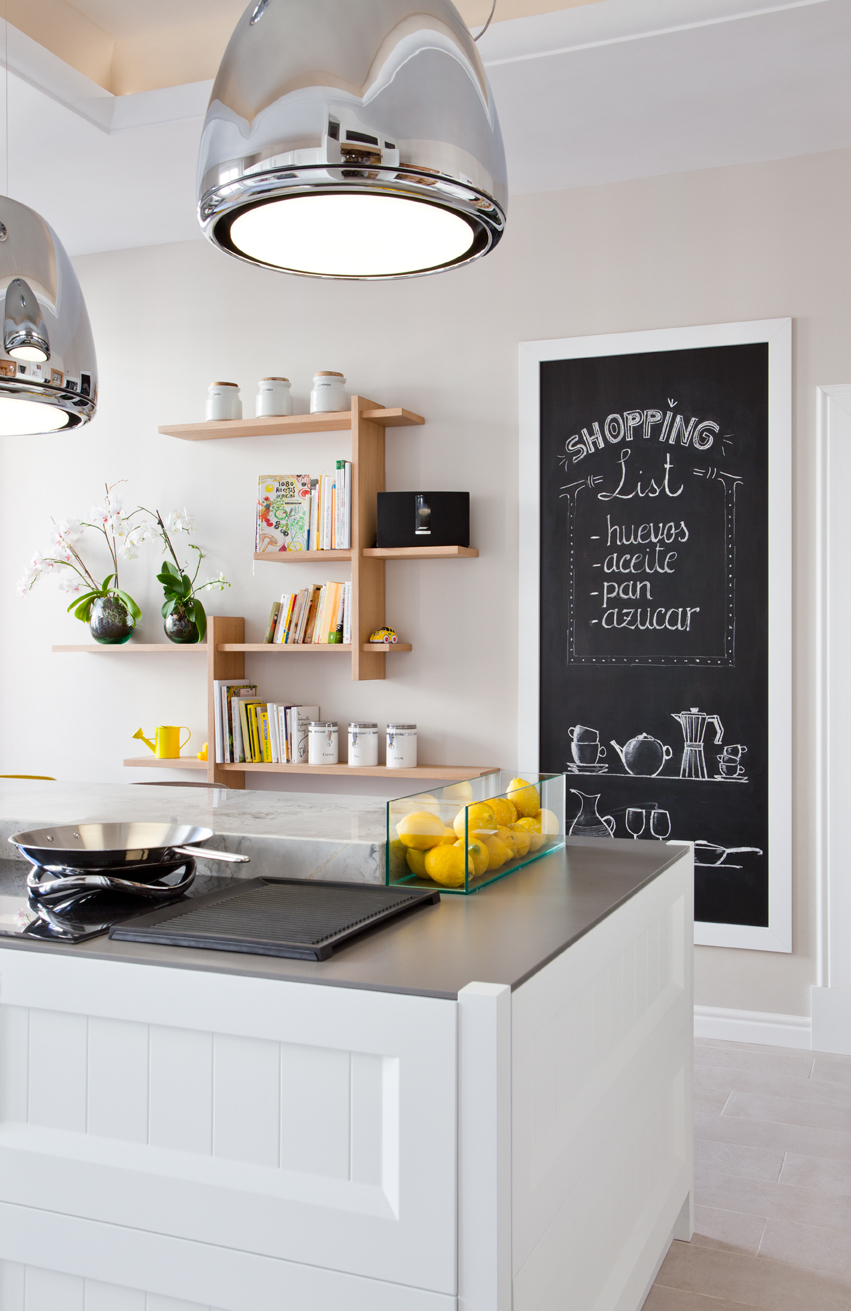 Cocina blanca de Steven Littlehales en Casa Decor 2014