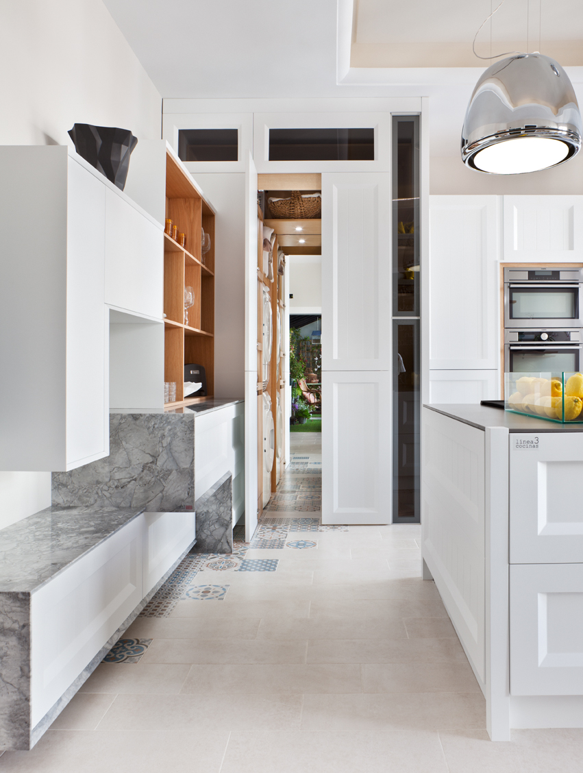 Cocina blanca de Steven Littlehales en Casa Decor 2014