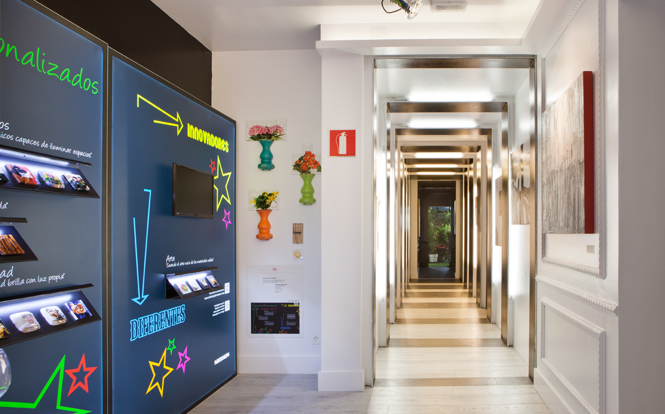 Pared creativa de Niessen en Casa Decor 2104