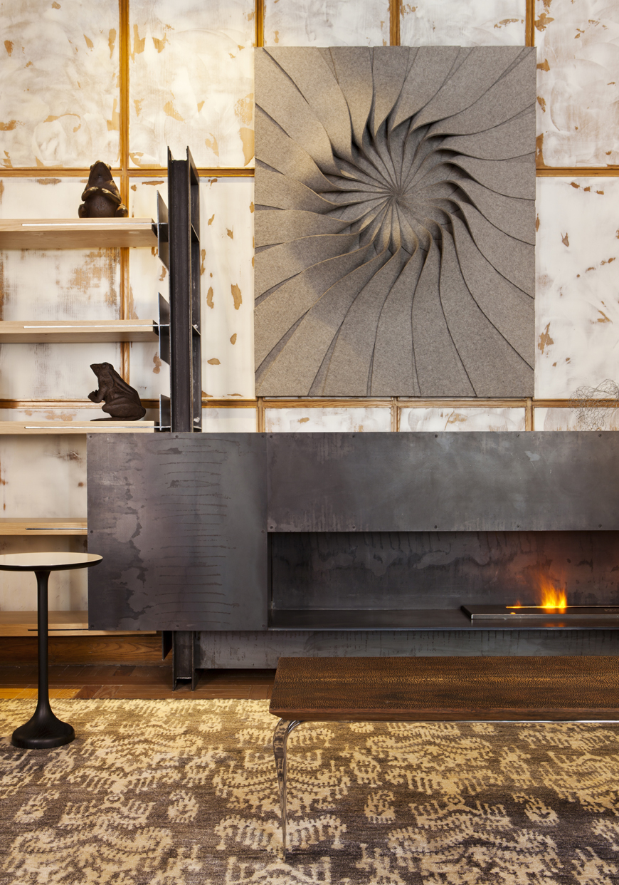 Diego Rodríguez, salón con chimenea, “Fondos y texturas”