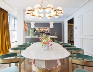 Comedor privado por Beatriz Silveira en Casa Decor 2015