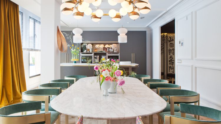 Comedor privado por Beatriz Silveira en Casa Decor 2015