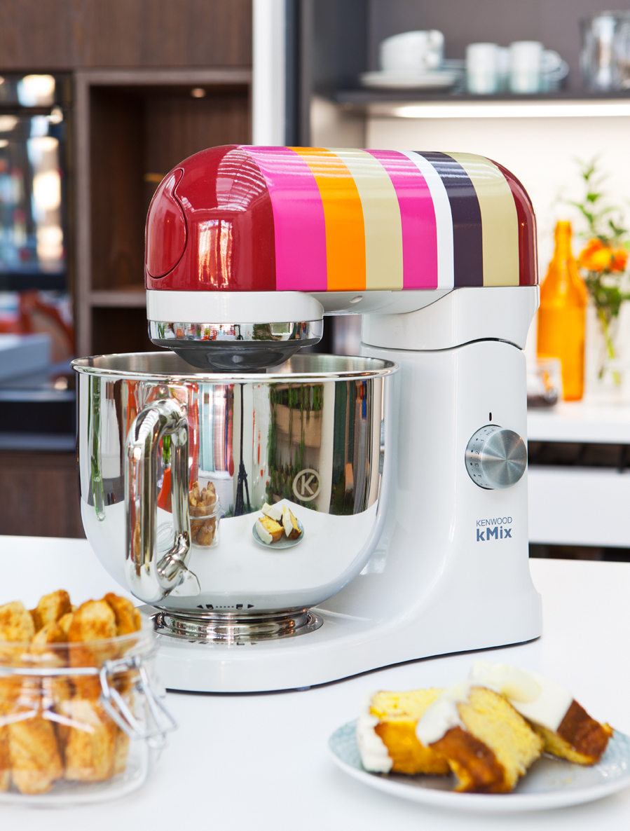 Cocina moderna y funcional por Virgina Albuja en Casa Decor 2015