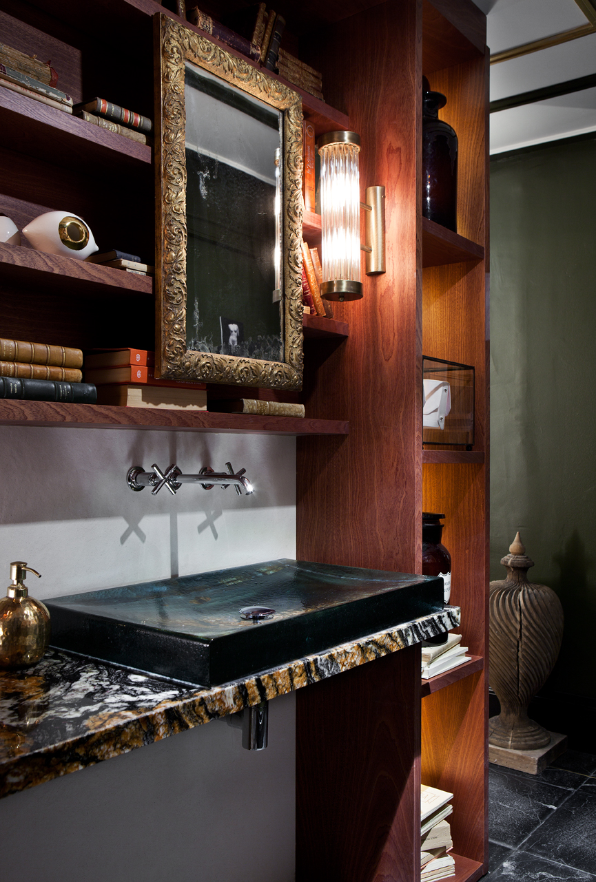 Baño con vestidor de Adriana Nicolau en Casa Decor 2016