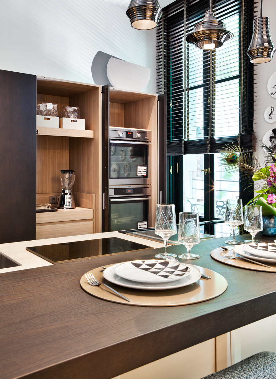 Comedor privado decorado por Ele Room62 en Casa Decor 2016