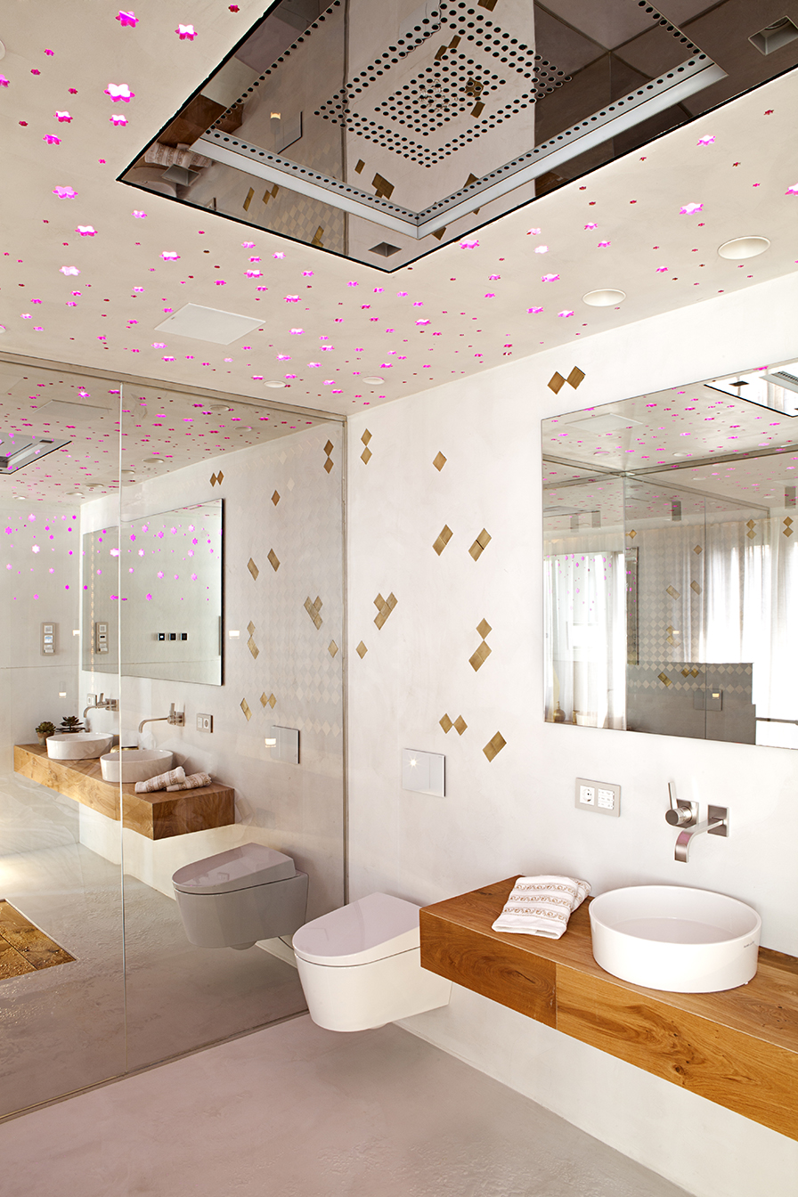 Suite domotizada de Guillermo Escobedo para Gira en Casa Decor 2016