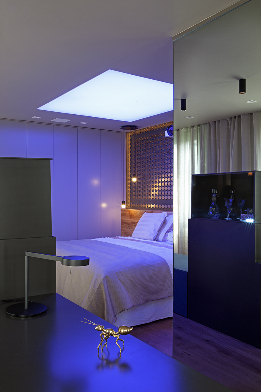 Suite domotizada de Guillermo Escobedo para Gira en Casa Decor 2016