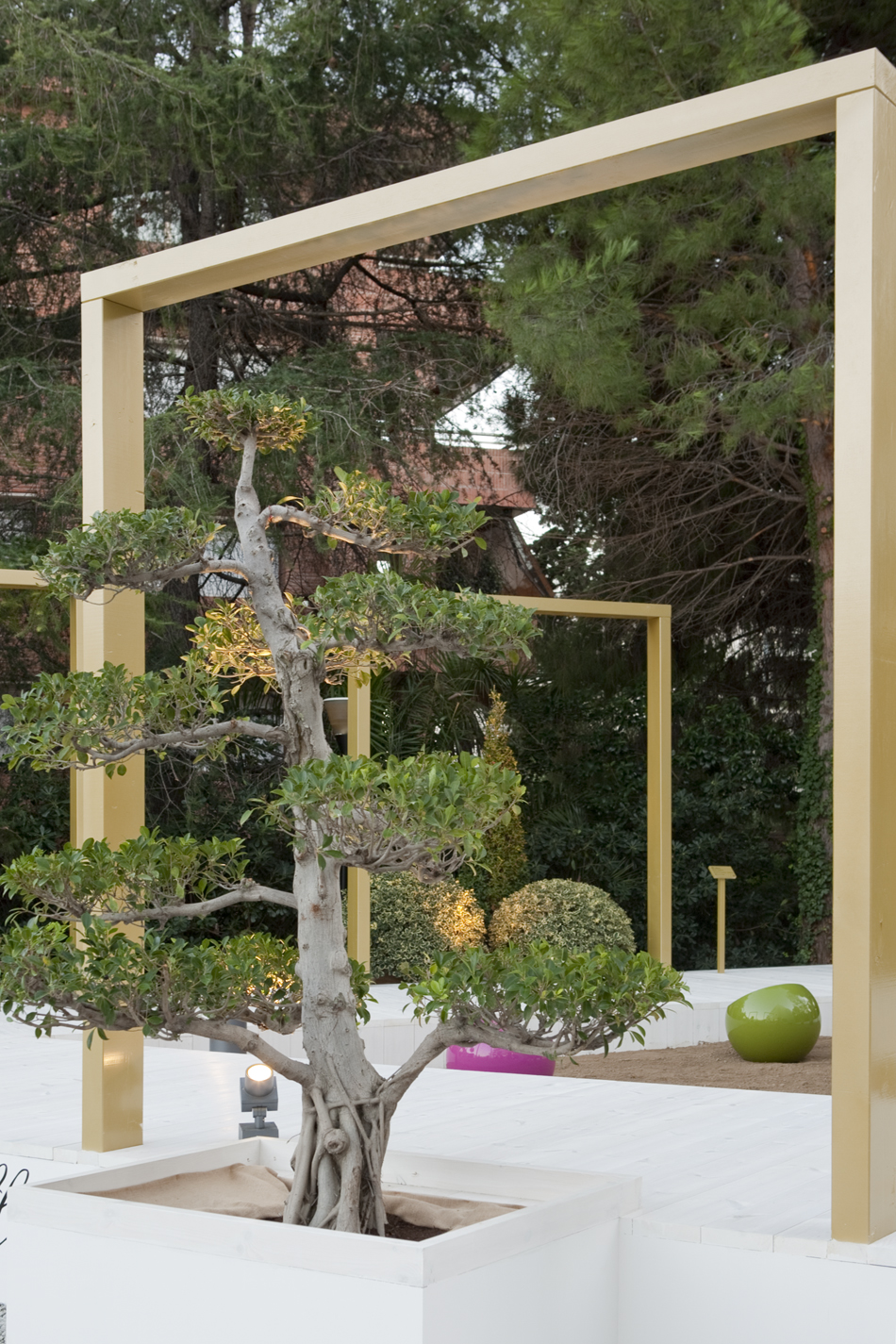 Jardín exterior de Jordi Conillas y Jordina Grifell en Casa Decor Barcelona 2010