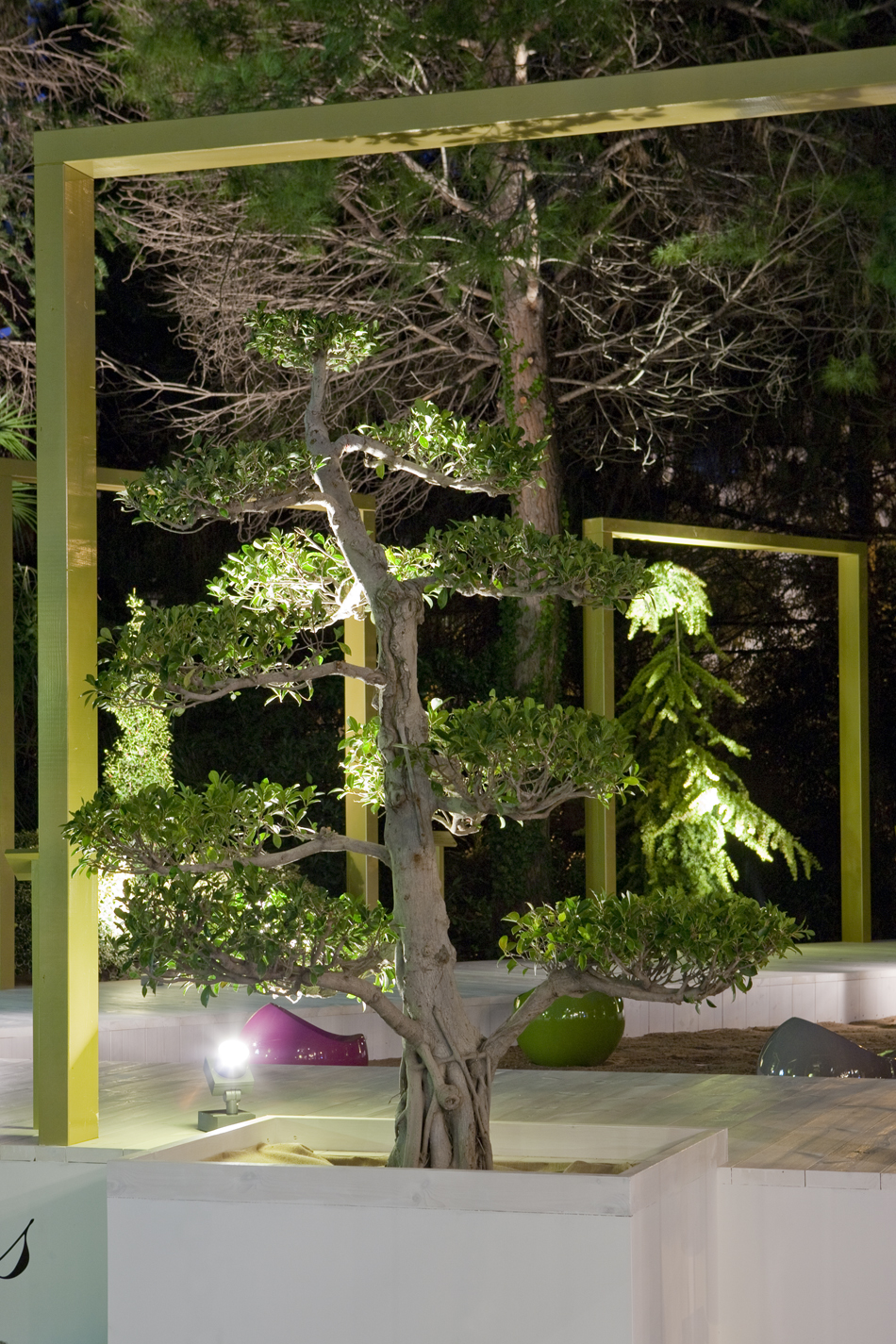 Jardín exterior de Jordi Conillas y Jordina Grifell en Casa Decor Barcelona 2010