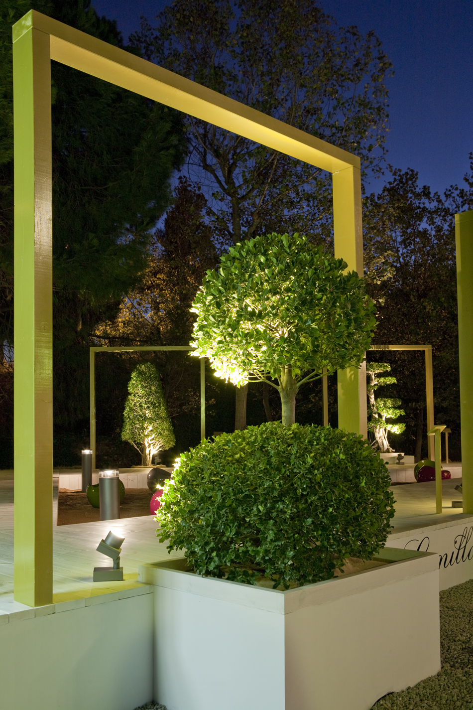 Jardín exterior de Jordi Conillas y Jordina Grifell en Casa Decor Barcelona 2010