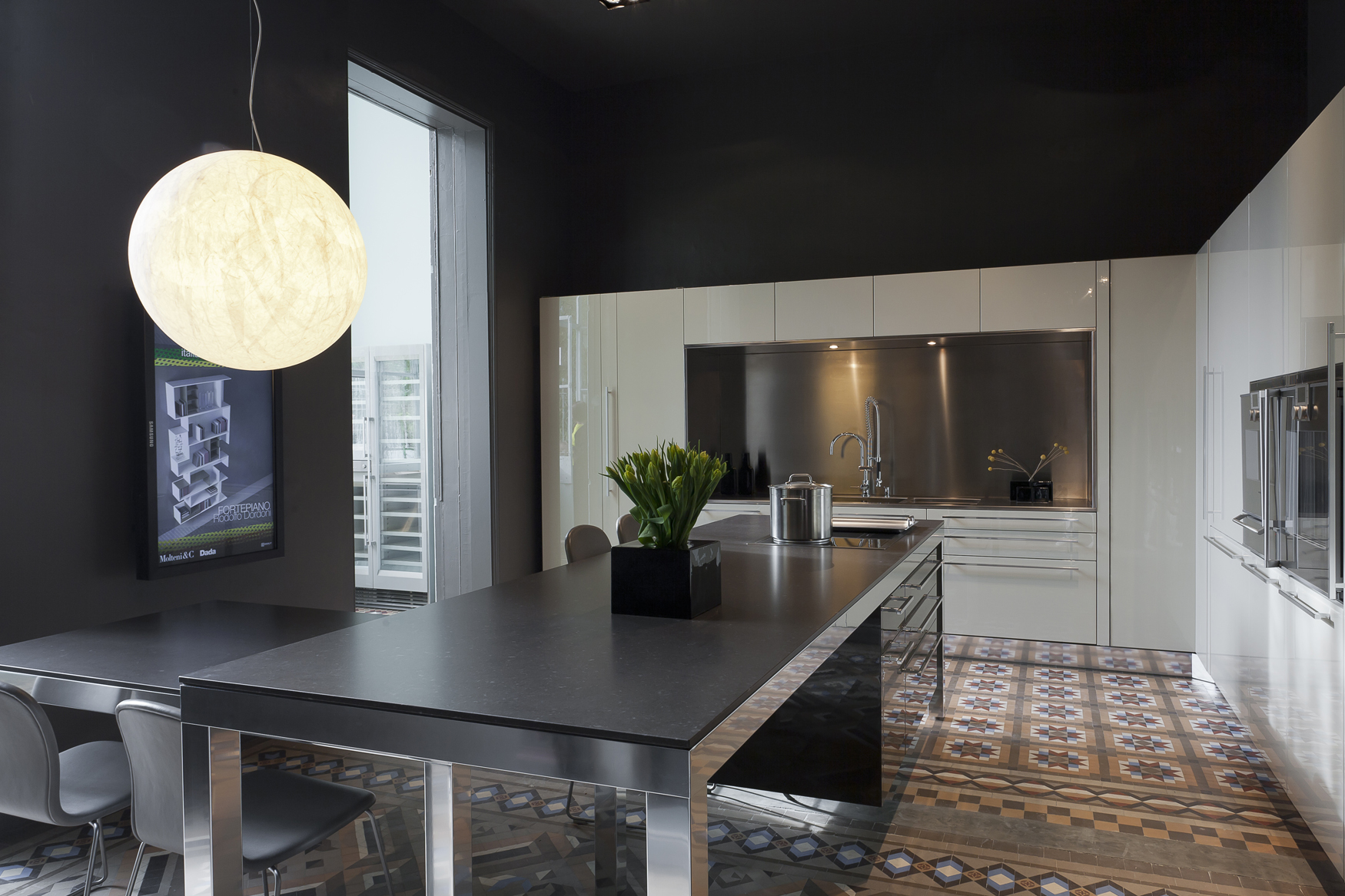 Equipo Minim, cocina y chill out, "La cocina de los sentidos", en Casa Decor Barcelona 2011