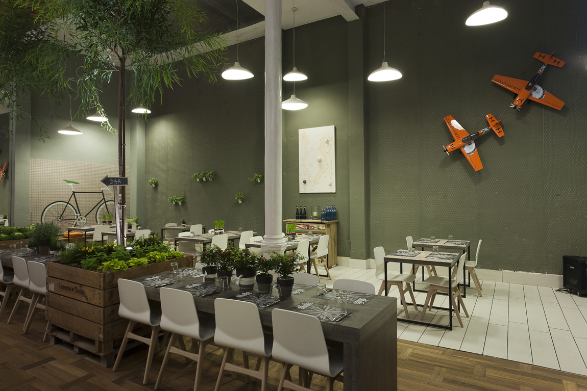 Pía Capdevila Interiorismo, restaurante, "Covent Garden Restaurante", en Casa Decor Barcelona 2011