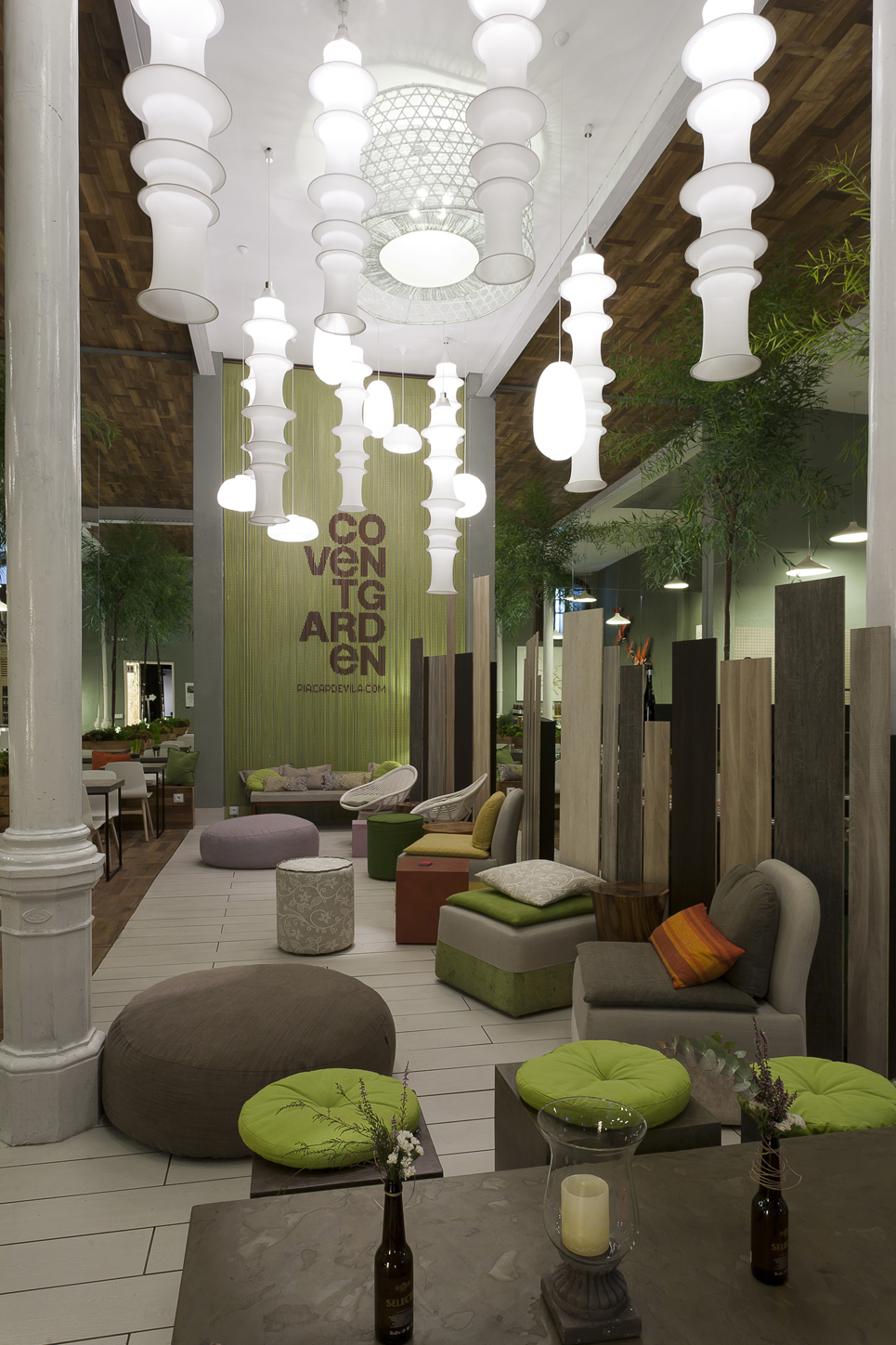 Pía Capdevila Interiorismo, restaurante, "Covent Garden Restaurante", en Casa Decor Barcelona 2011