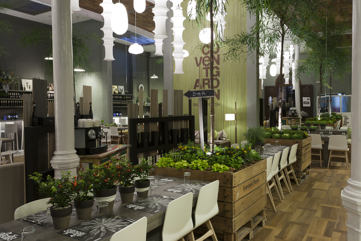 Pía Capdevila Interiorismo, restaurante, "Covent Garden Restaurante", en Casa Decor Barcelona 2011