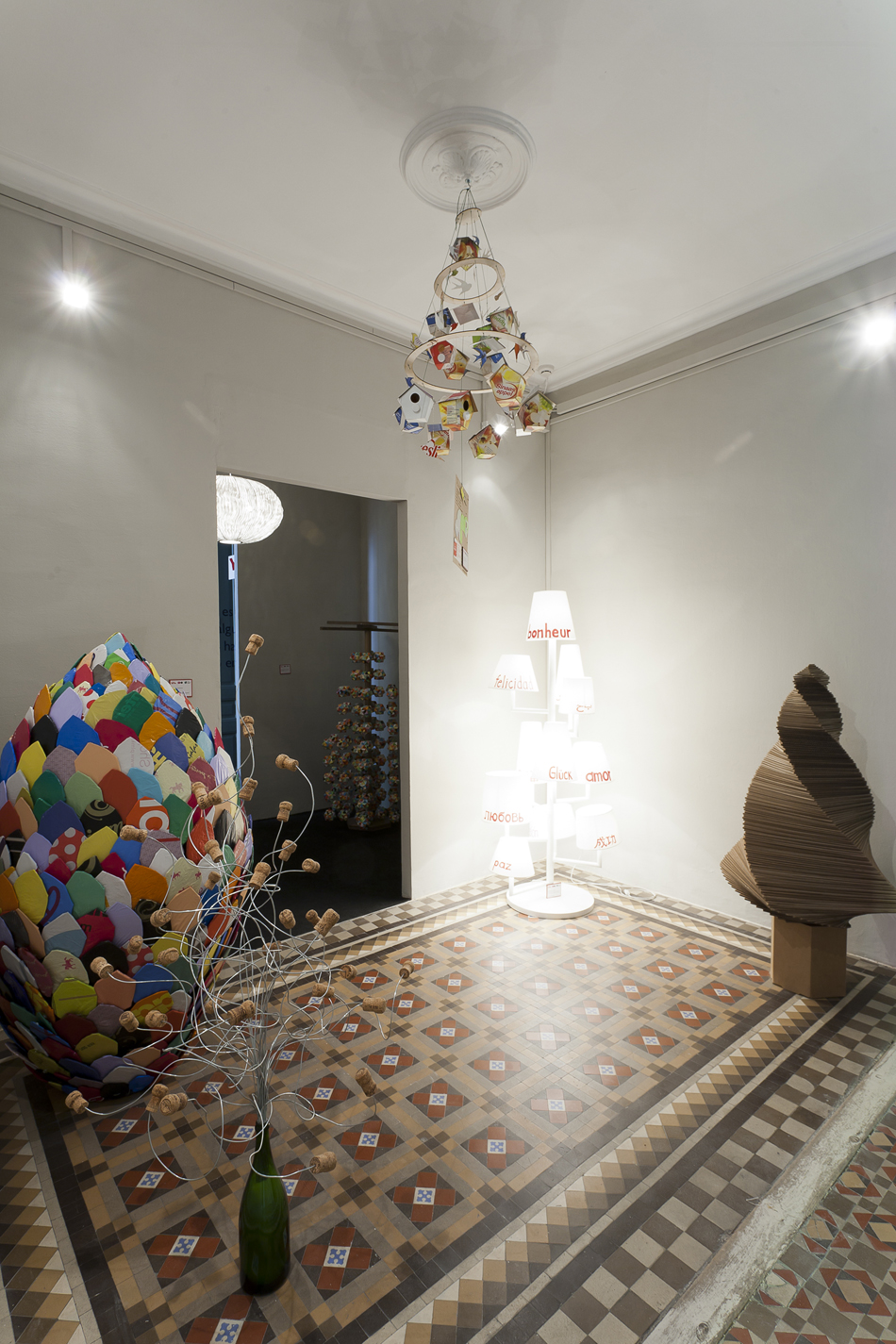 Binomio Interiorismo, espacio FEM, "Tienda de Navidad", en Casa Decor Barcelona 2011