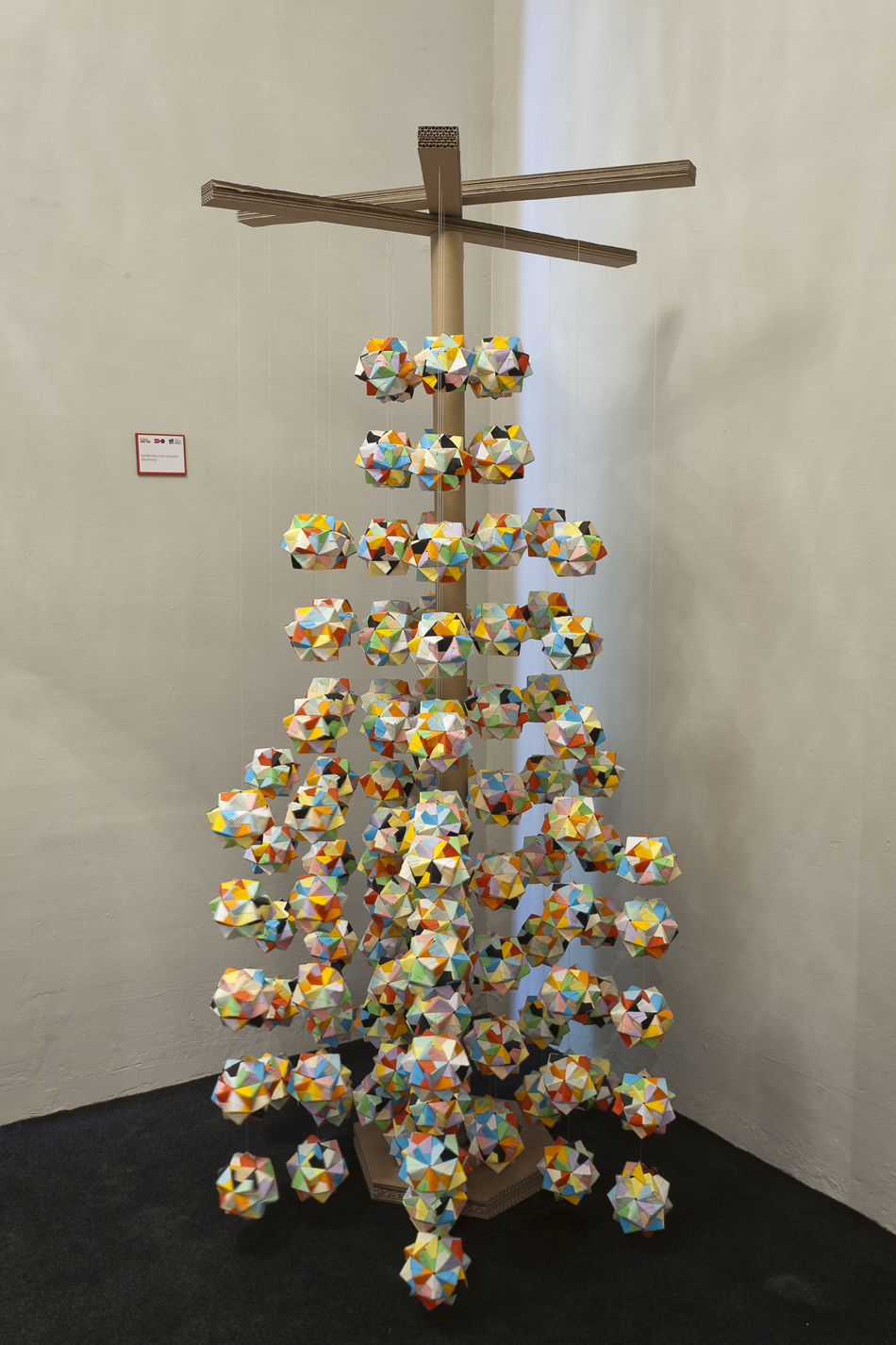 Binomio Interiorismo, espacio FEM, "Tienda de Navidad", en Casa Decor Barcelona 2011