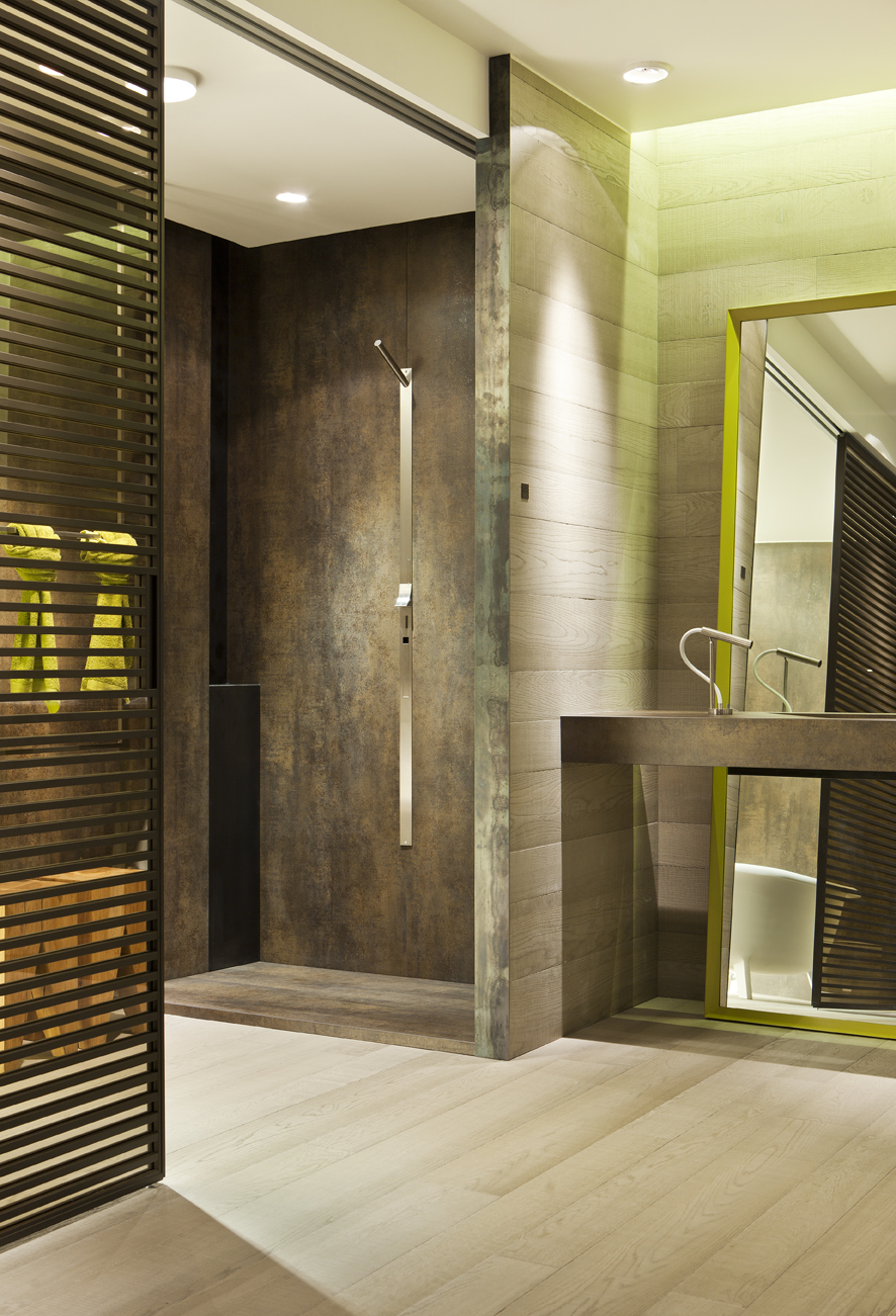 Equipo Criteri Studio, baño con vestidor, "Esencia interior", en Casa Decor 2012