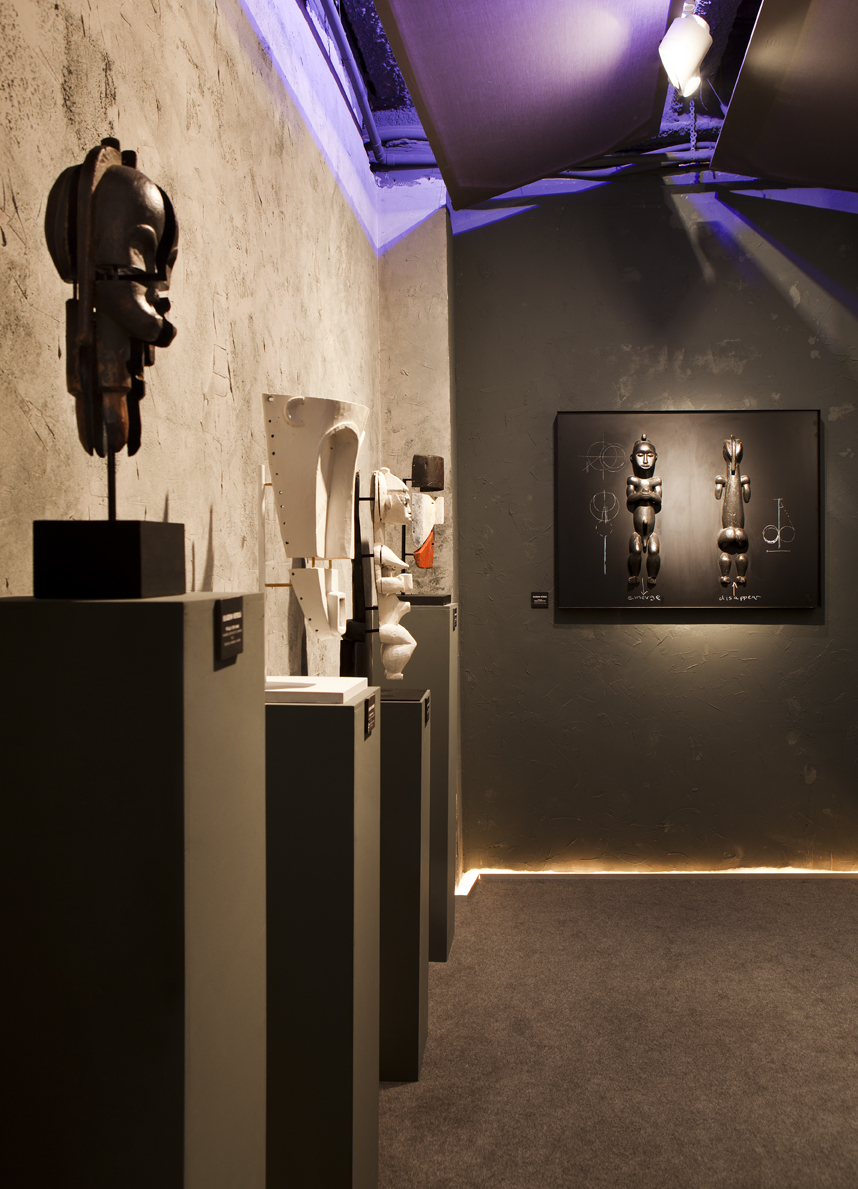 Eugeni Verdú, Meritxell Benaiges y Guillem Martínez, galería de arte, "Eterno movimiento", en Casa Decor Barcelona 2012Eugeni Verdú, Meritxell Benaiges y Guillem Martínez, galería de arte, "Eterno movimiento", en Casa Decor Barcelona 2012