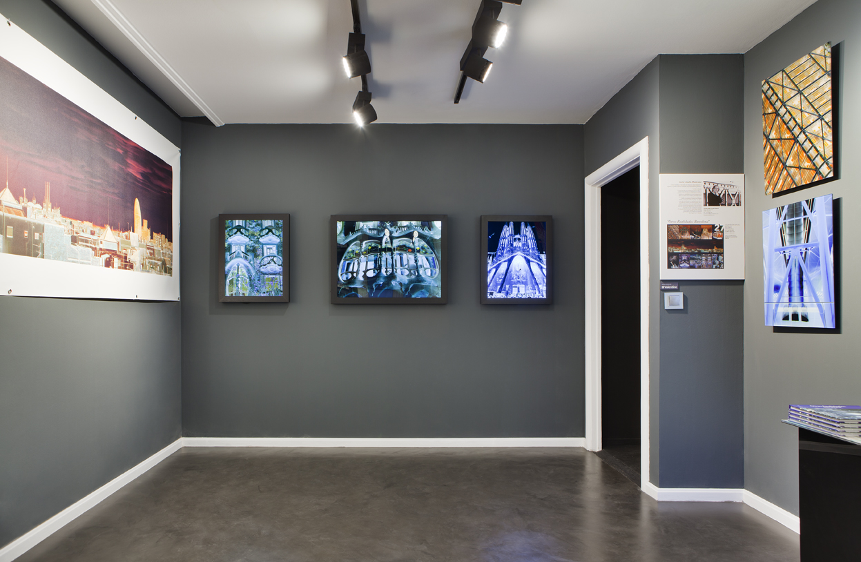 Javier Abella, exposición de fotos "Otras realidades. Barcelona" en Casa Decor Barcelona 2012