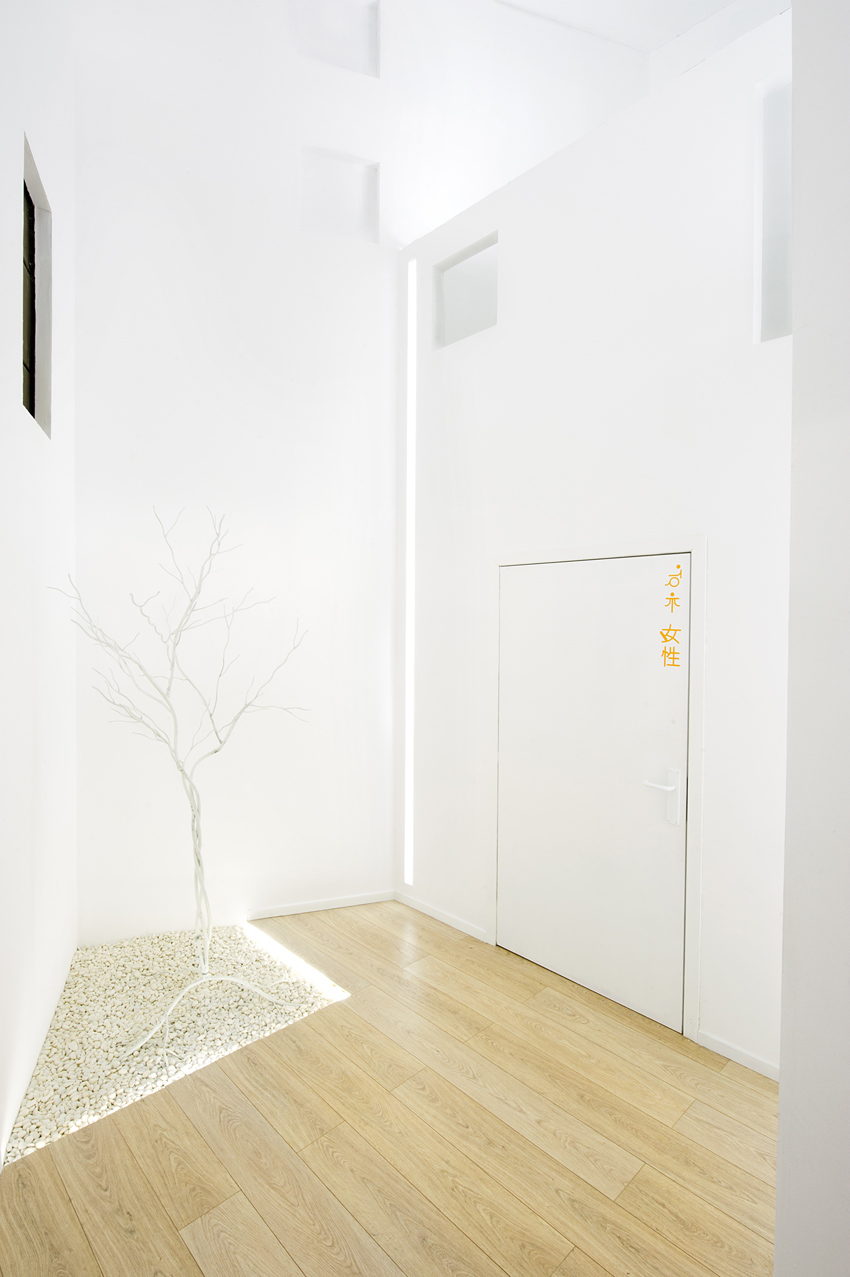Egue y Seta, baños públicos, "Soto Kangei" en Casa Decor Madrid 2012