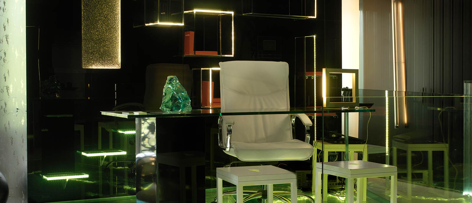 Espacio VETROLUX –  «Naturaleza vítrea”
