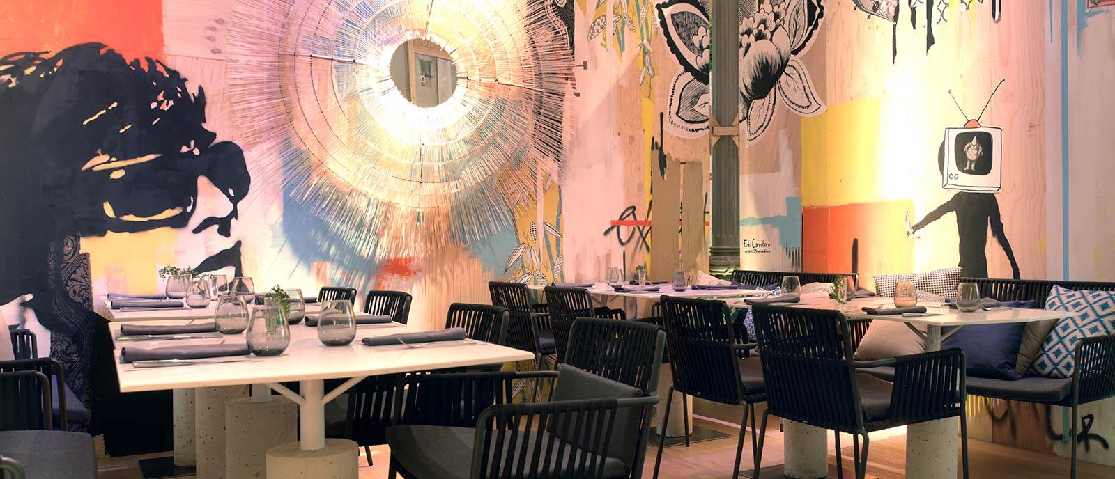 Espacio FORD – «Restaurante Rock & Ford”