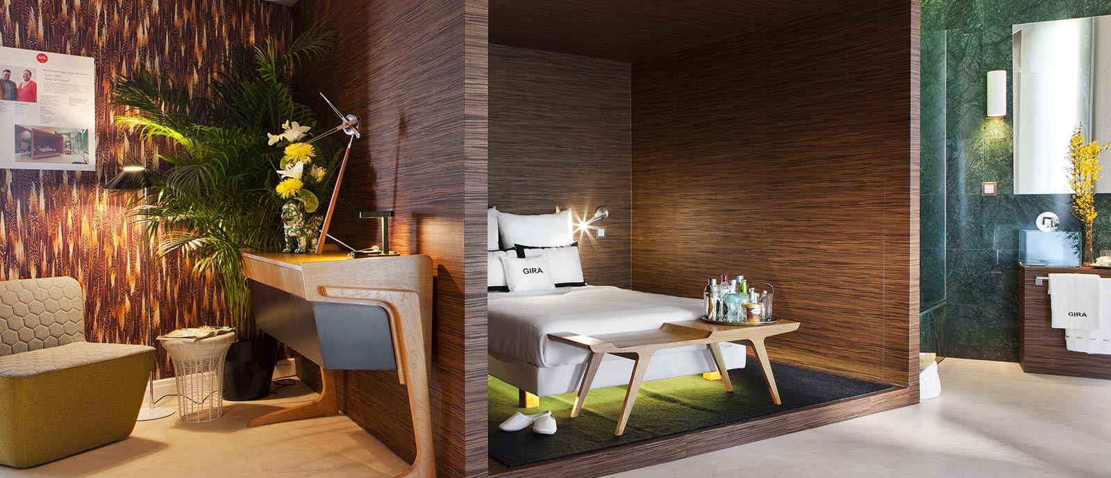 Dormitorio domótico – Espacio GIRA «Suite & Control»