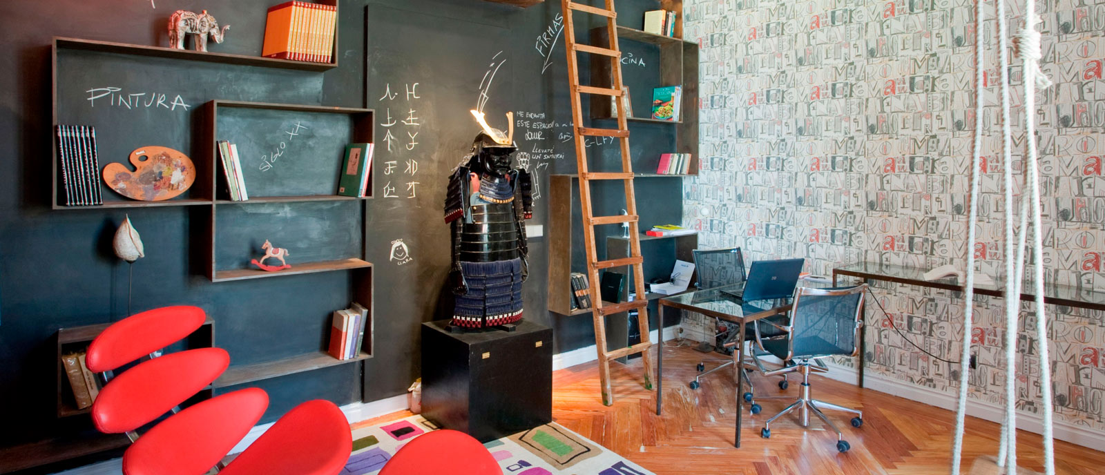 Zona de trabajo moderna y actual – «Estudio joven»