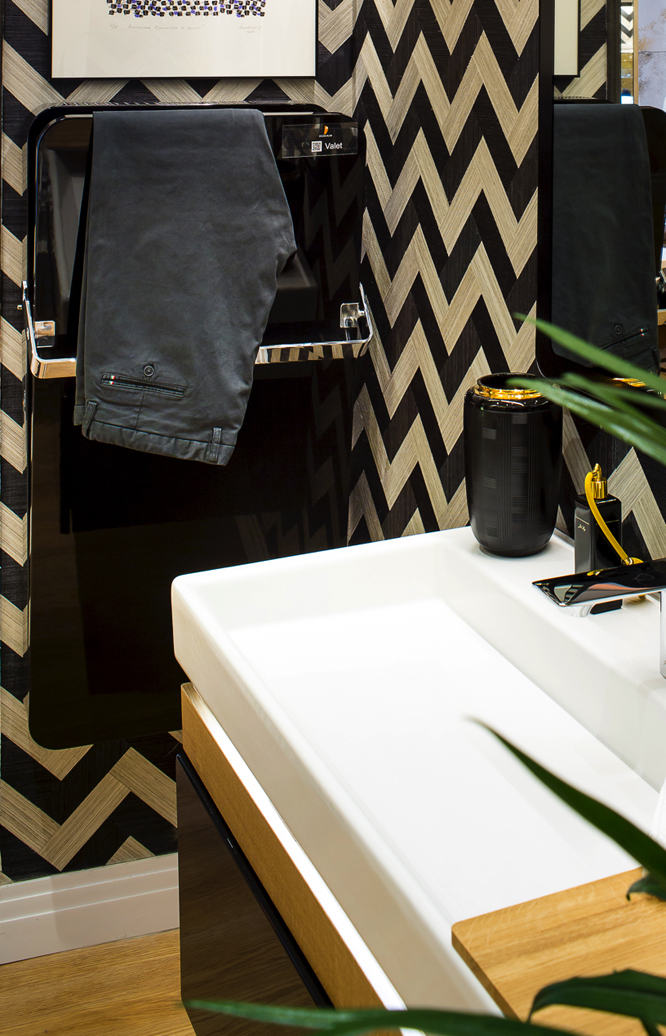 Espacio Jacob Delafone. Baño de Ele Room 62 en Casa Decor 2017