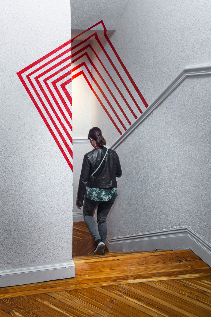 Escalera y ascensor "Ilusiones" de ESNE en la edición de Casa Decor 2017