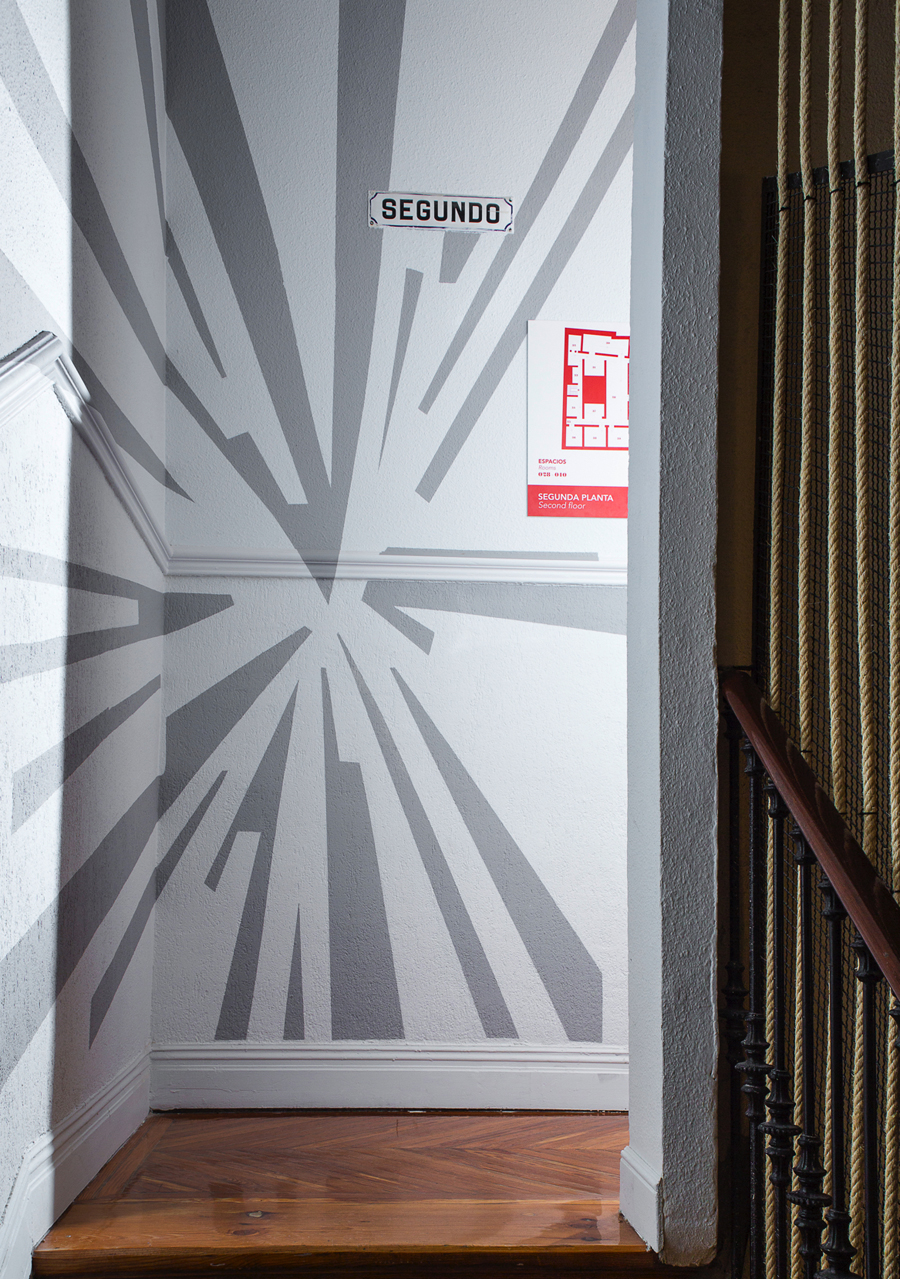 Escalera y ascensor "Ilusiones" de ESNE en Casa Decor 2017