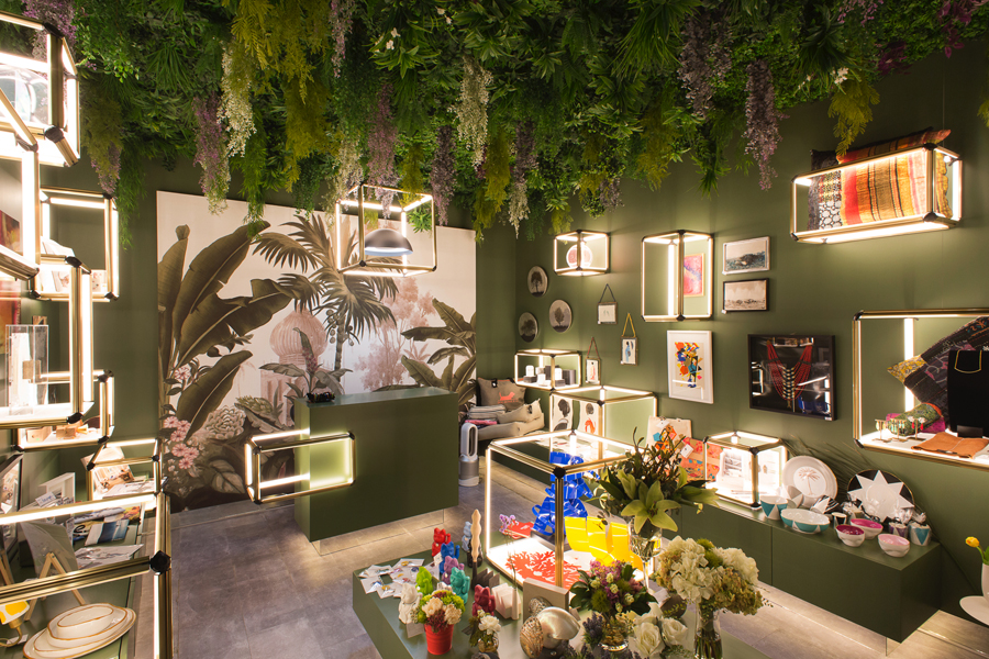 Tienda de diseño «Brillar, resplandecer, sobresalir» – Espacio Luzco DM