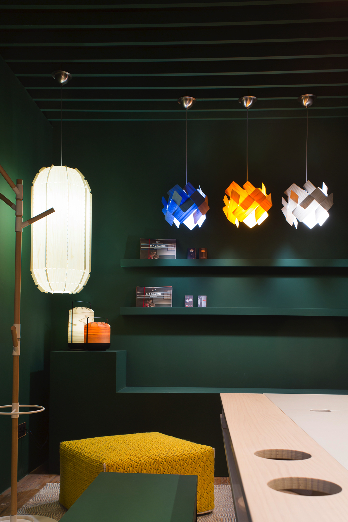 Espacio RED-AEDE. Sala de prensa realizada por Kiwi Bravo en Casa Decor 2017