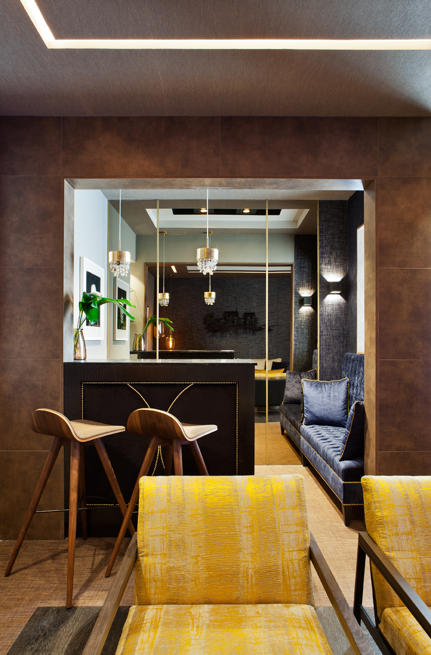 Salón-comedor por Disak Studio en Casa Decor 2017