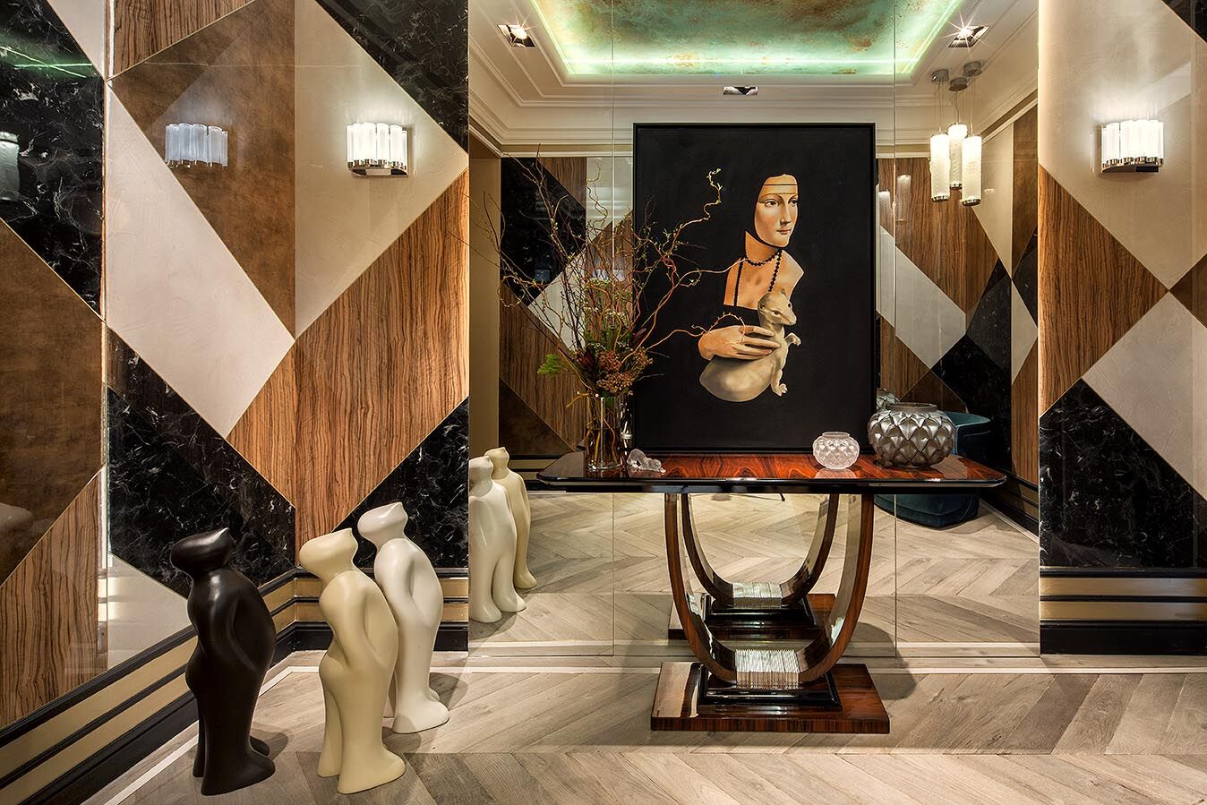 Hall “La espera de la dama” – Espacio Alvic