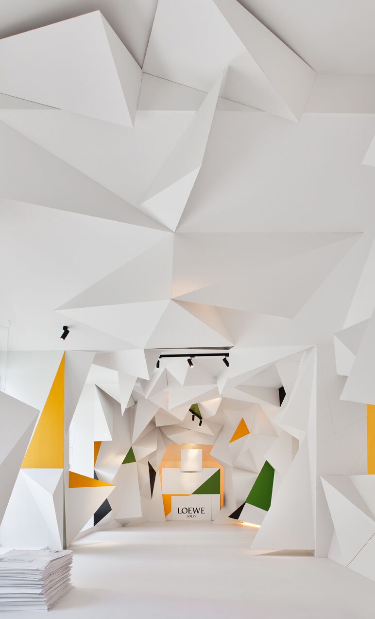 Escaparate “Solo Loewe Origami”. Pepe Leal
