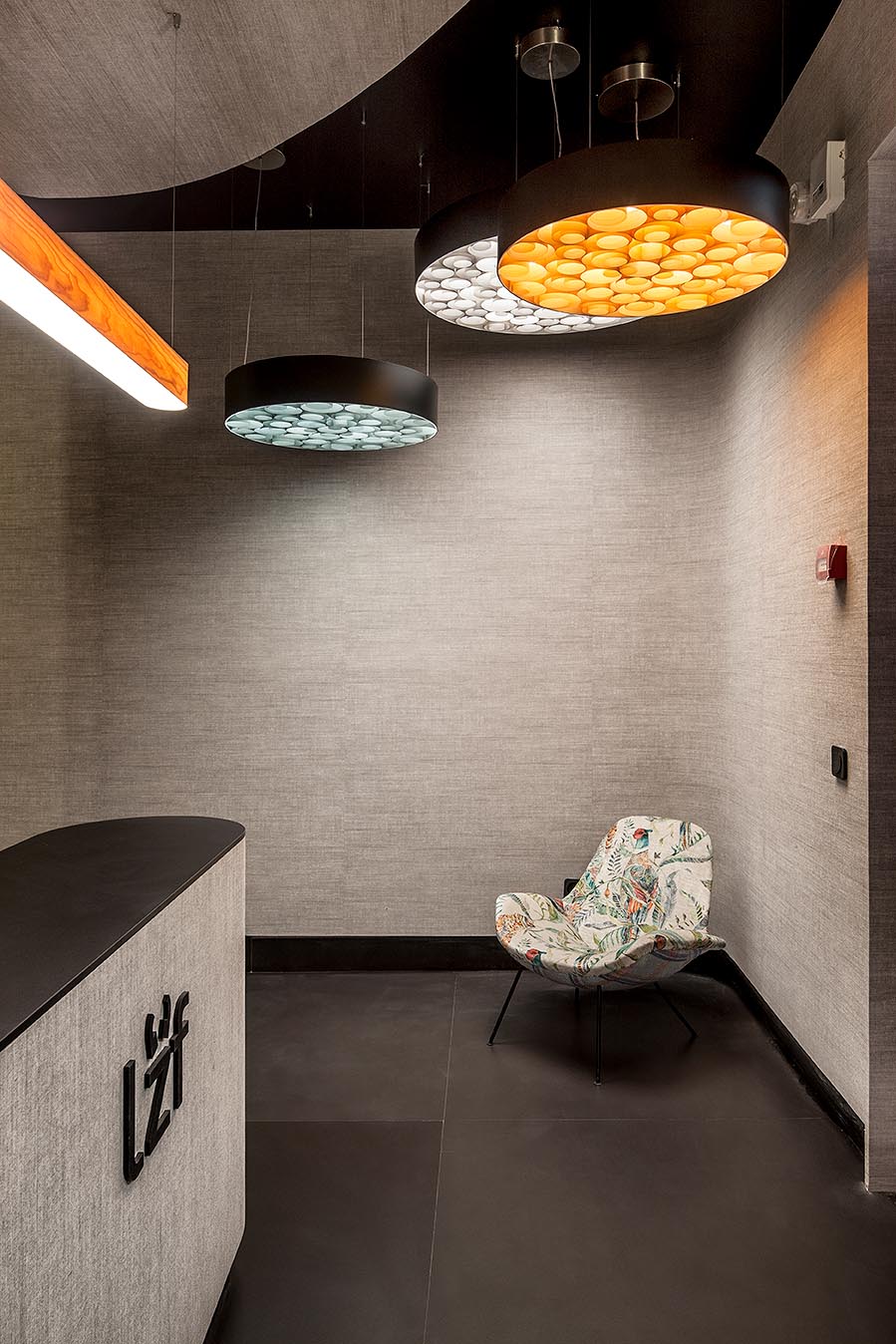 Espacio LZF Lamps por Mónica Garrido en Casa Decor 2018