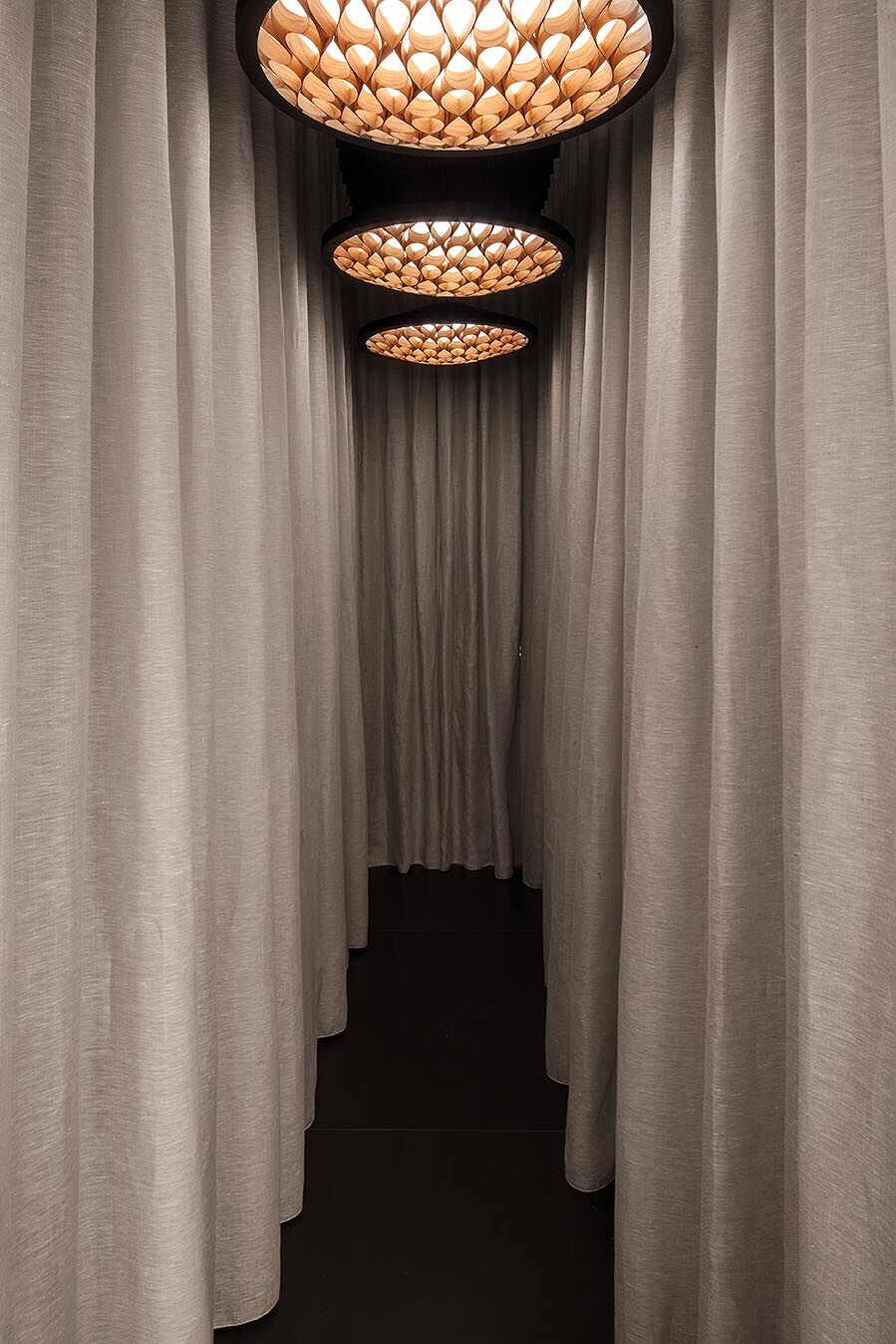 Espacio LZF Lamps por Mónica Garrido en Casa Decor 2018
