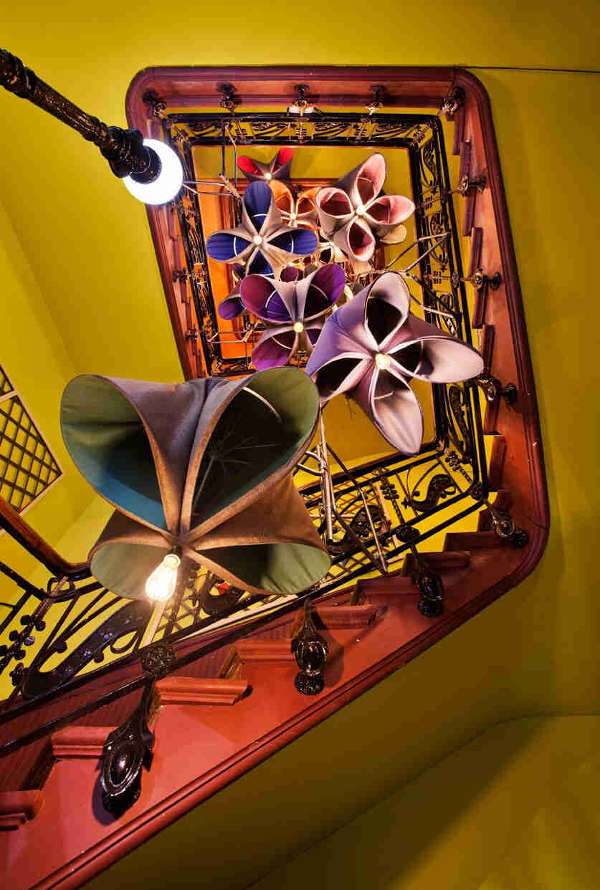 Casa Decor 2018 - vestibulo y escalera espacio sunbrella por izaskun chinchilla