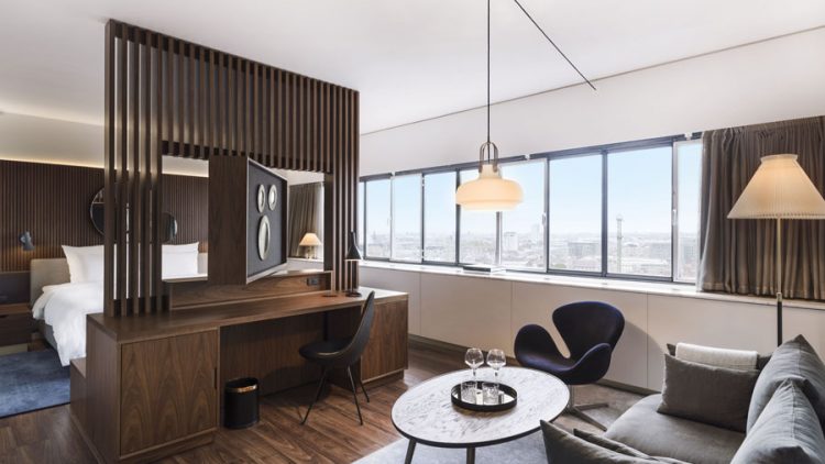 El primer hotel de diseño del mundo, obra de Arne Jacobsen, se renueva