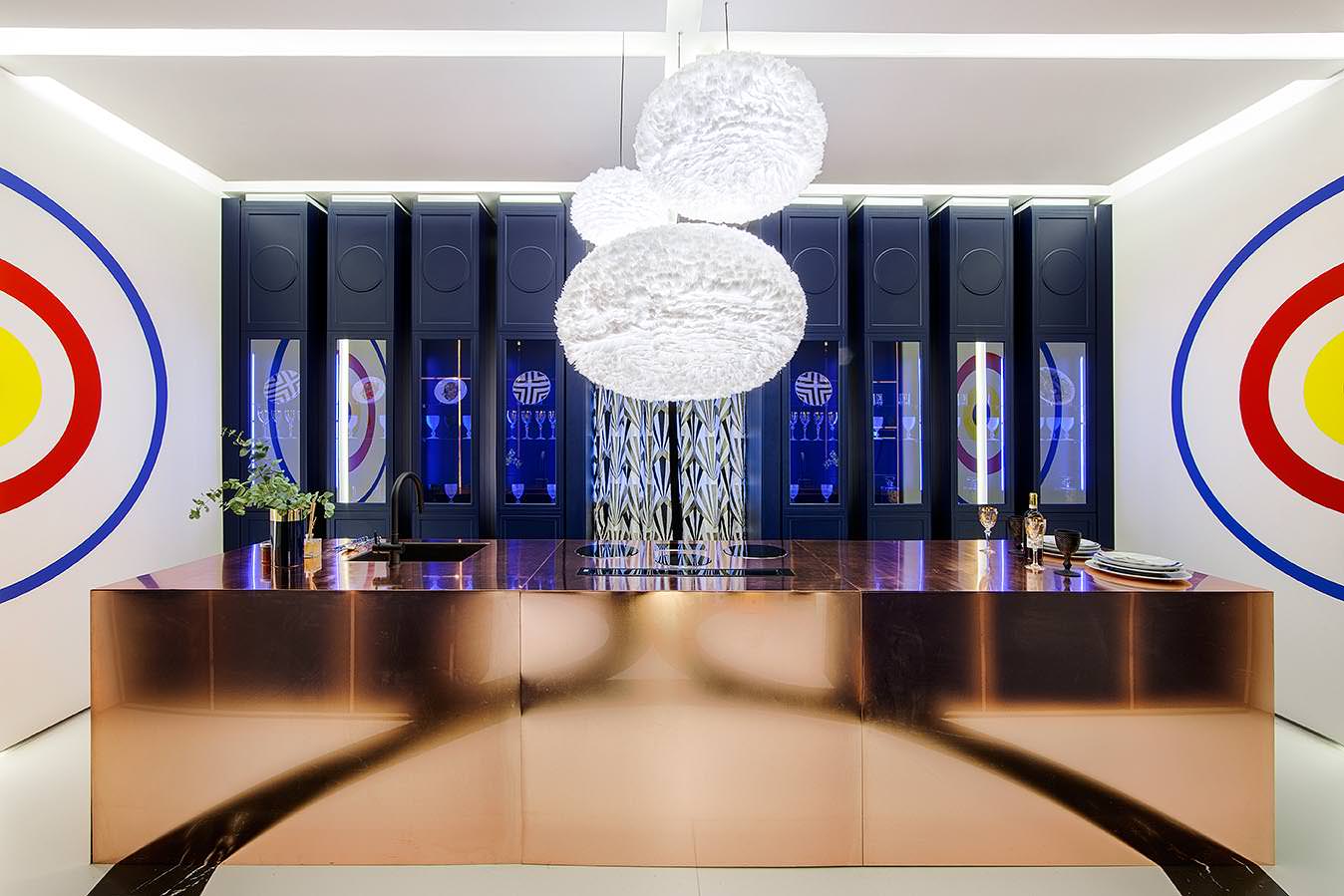 Cocina “Día y Noche en Cocina Azul” – Espacio Cocinas Río